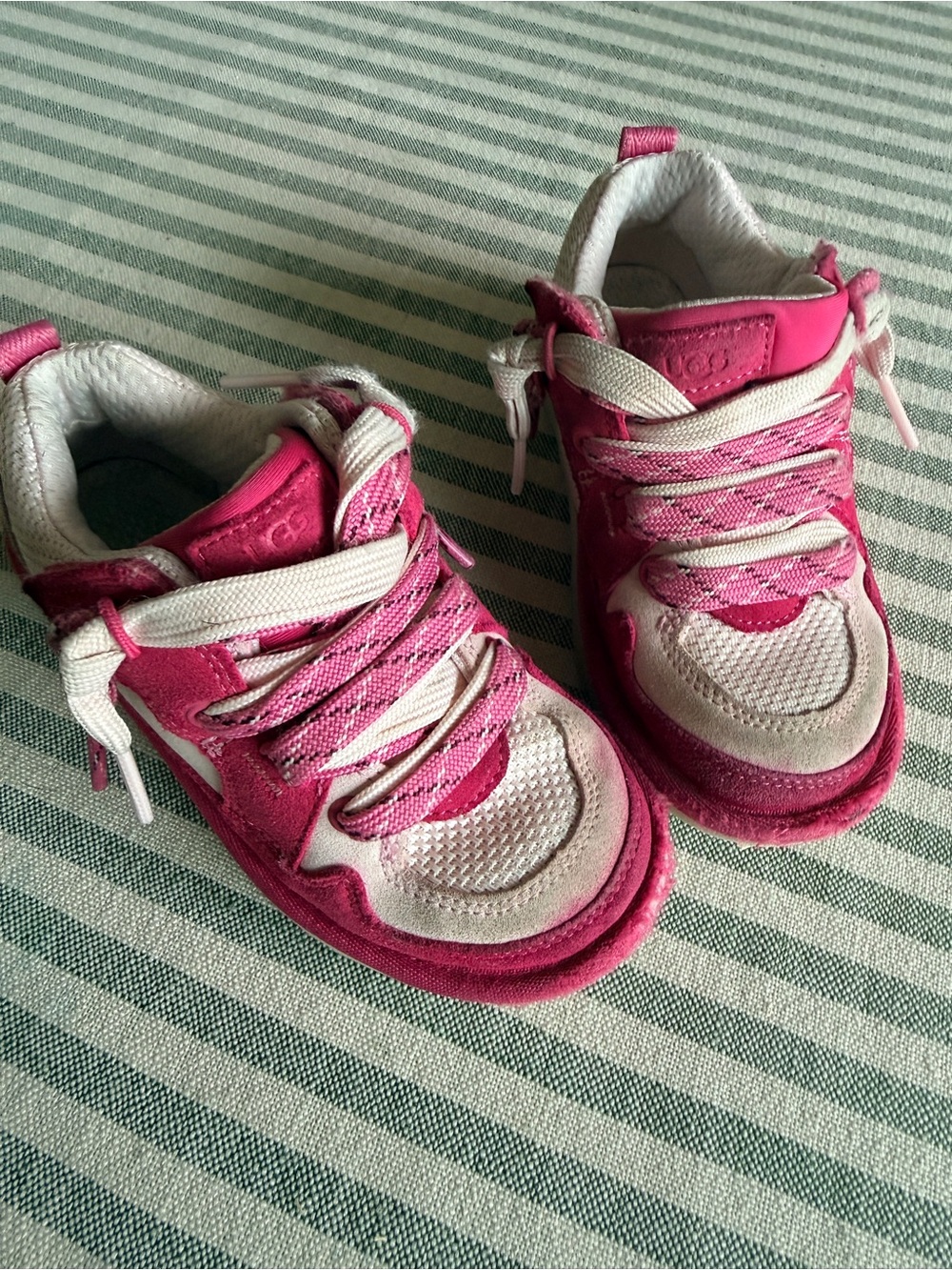 Girls UGG Pink Athletic Sneakers Size 11